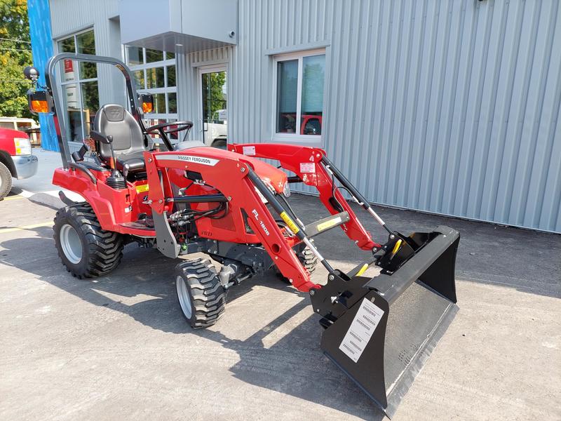 Tractors  Massey Ferguson GC1725ML Tractor with Loader Photo